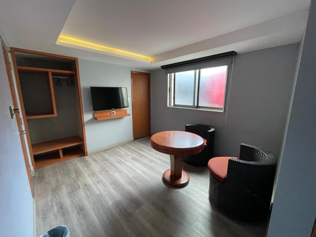 Hotel El Senador Mexico City